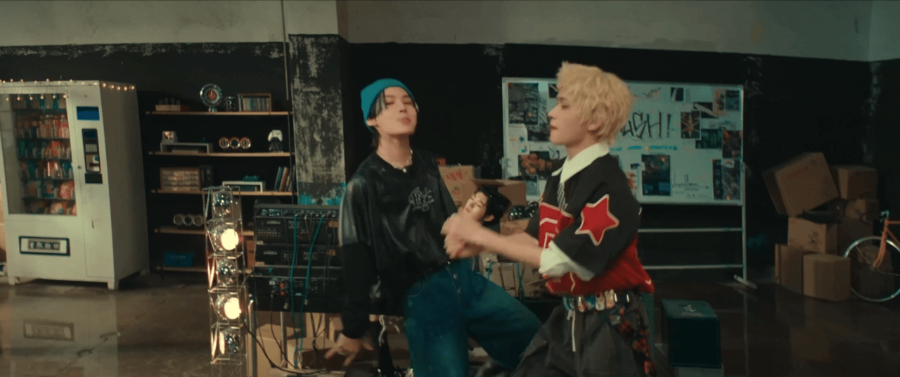 ENONE新歌MV剧情好烧脑 ENONE 新歌 MV 真的是太赞啦，这剧情烧脑程