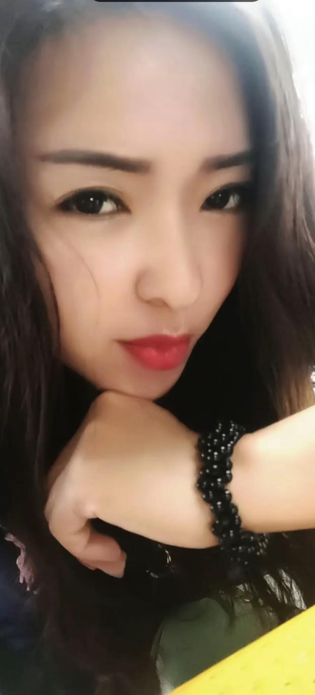 境随心变心自安允许一切皆发生让花成花树成树顺其自然得自在