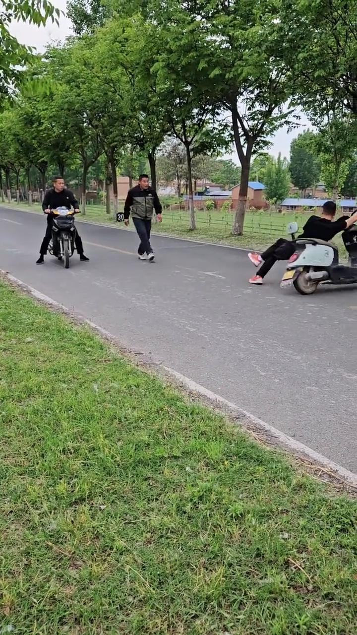 哈哈。