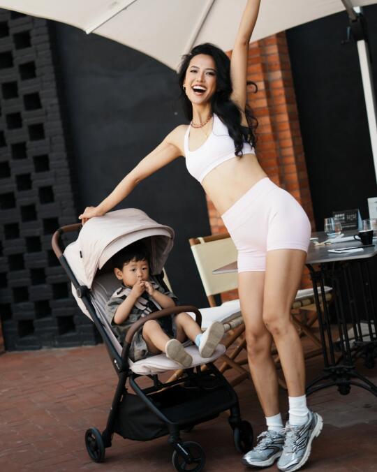 产后一年多，我把小孩和自己都养的很好