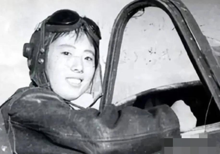 1964年，许世友的女儿陪朋友去参加招飞体检，院长一眼就看中了她，刚要拿笔登记，