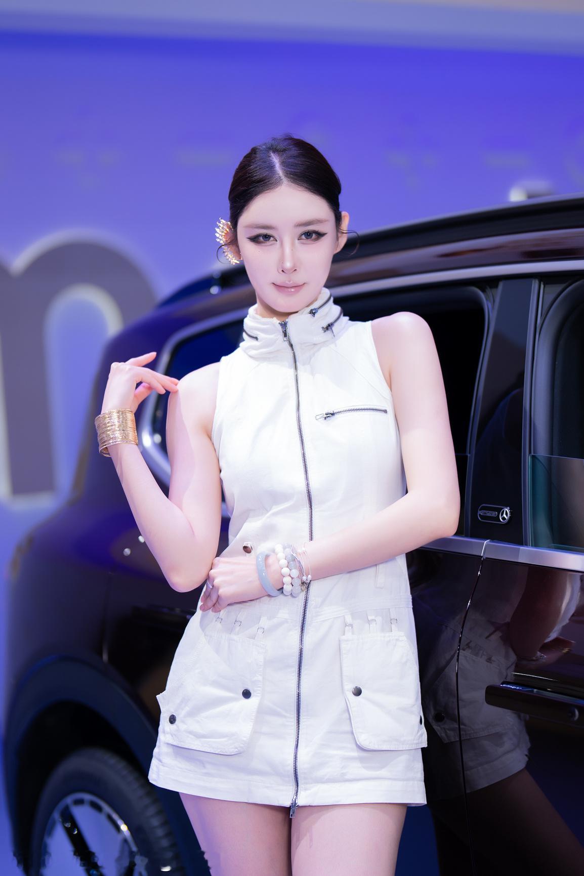聆听猎人的车展日记聆听在大湾区车展猎人与车展 2026 粤 港 澳 大 湾 区 