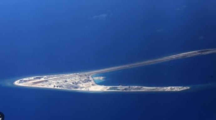 美军战略轰炸机西太巡航，演练远程打击，向台海南海方向秀威慑

近日，美军战略轰炸