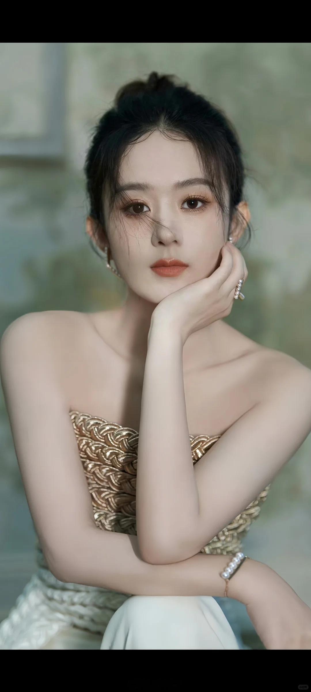 赵丽颖1016生日快乐赵姐，今天是你38岁生日，🎂祝你破壳日快乐。🐣从《陆贞