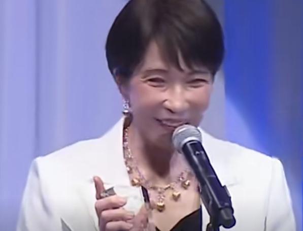 【高市早苗获颁"日本珠宝最佳佩戴者奖"；日本启动第21次核污染水排海，预计排放量