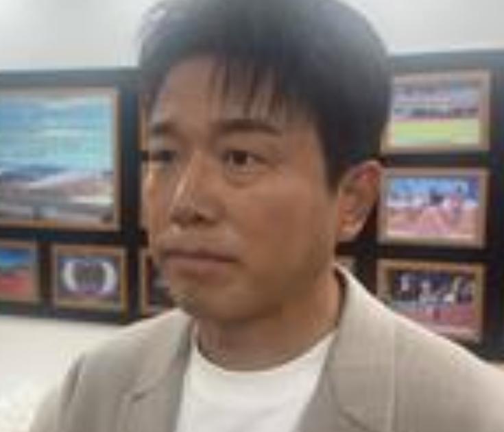 潘斌龙对家乡的宣传热情，在近期一系列活动中展现得淋漓尽致，他不仅用言语表达热爱，