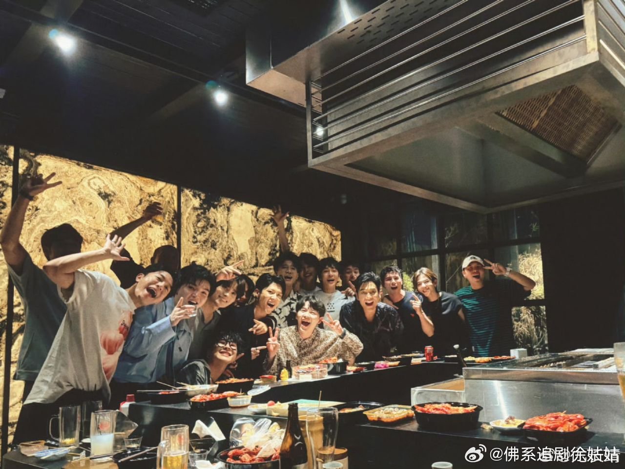披荆斩棘第四季有无数的舞台和回忆，笑与泪交织。感谢披哥让我们认识了这么多哥哥弟弟