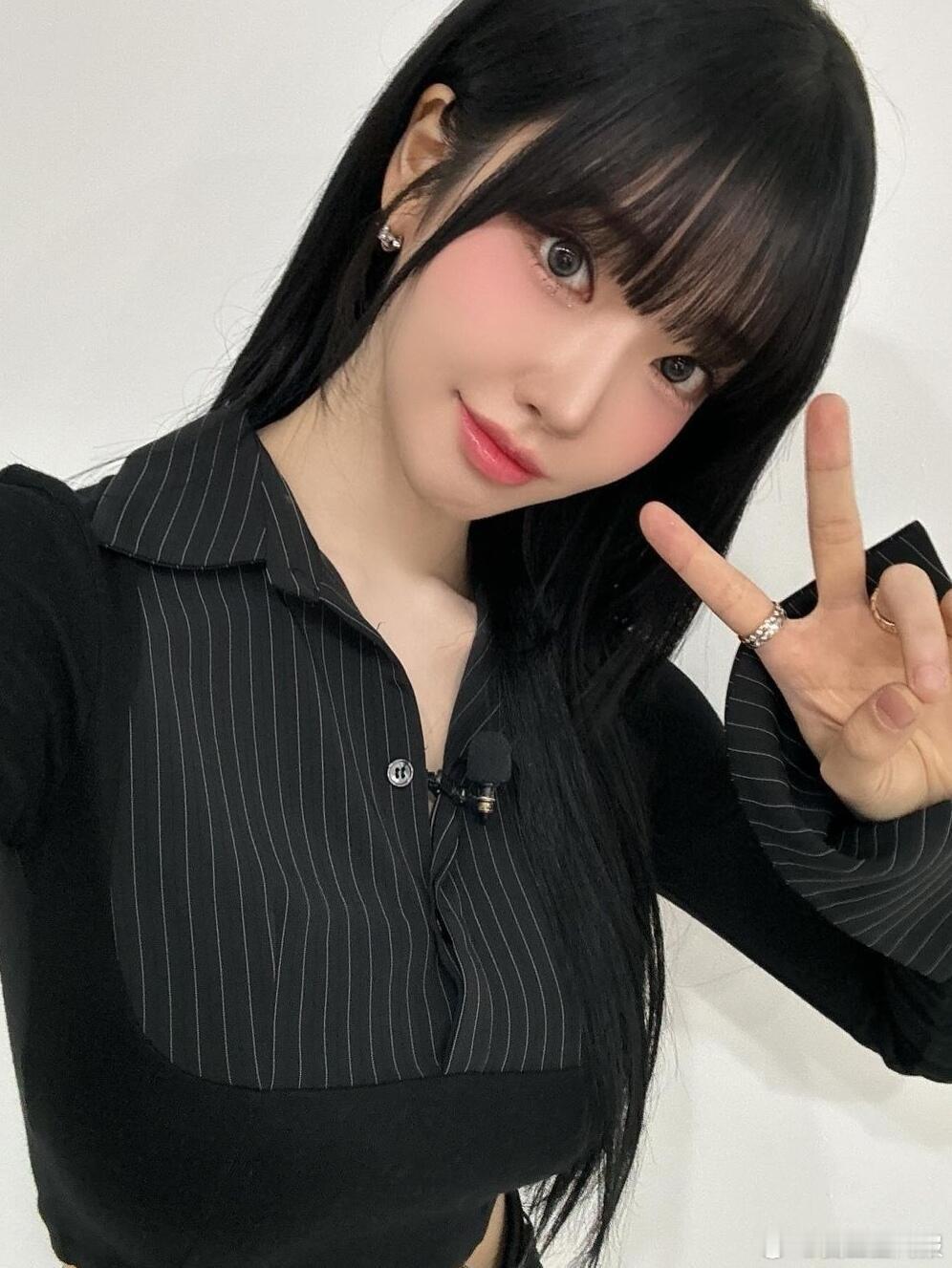 #娱乐[超话]##果汁世妍前男友#和方时赫一同出街的美女主播果汁世妍前男友居然是