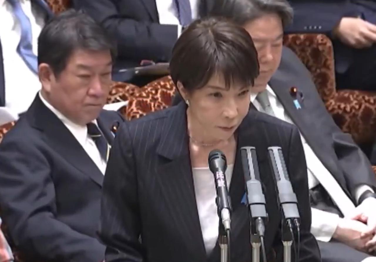 笑不活也气不打一处来！日本这是被美国卖了，还得帮着数钱!
最新民调摆这儿，82%