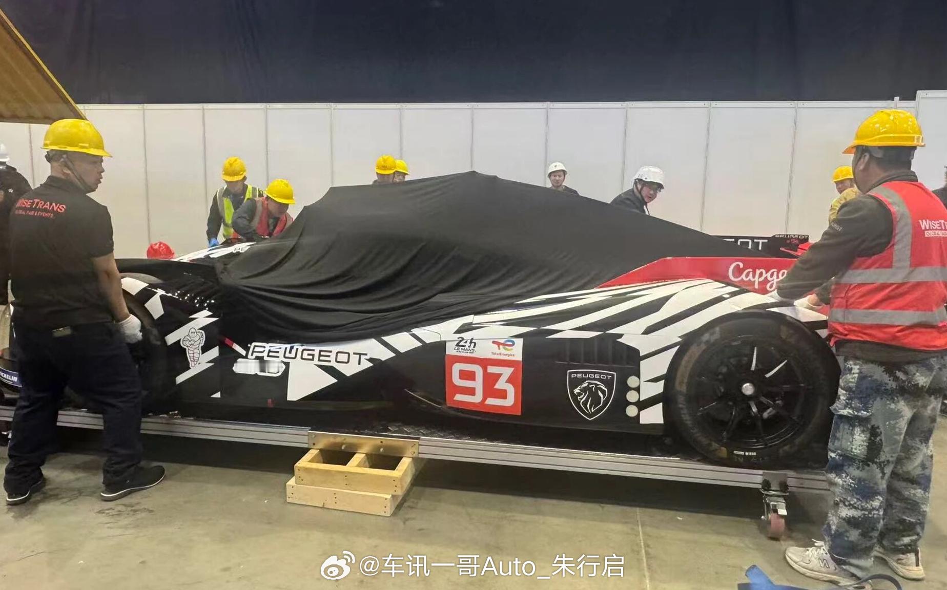 北京车展的法系车展台新车曝光虽然销量在国内卖得不温不火但是设计是真的好看