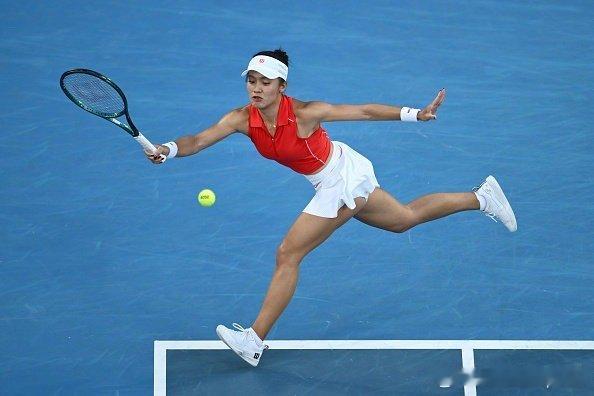 WTA250🇸🇬新加坡站女单资格赛首轮[4]🇨🇳韦思佳6-1/6-2🇫