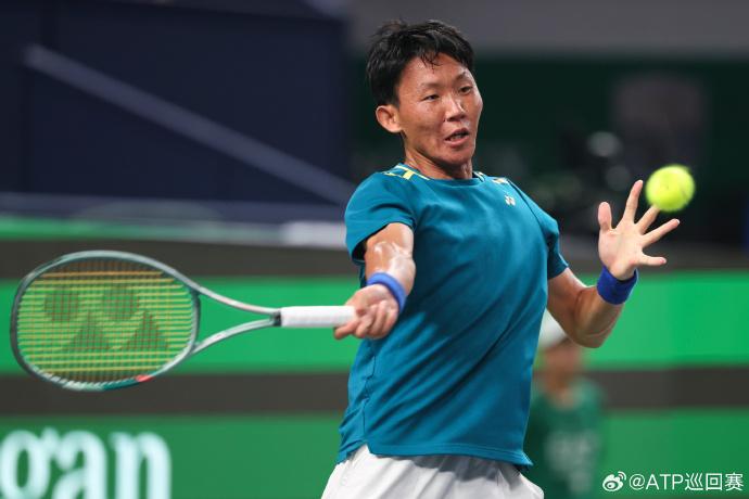 🎾🇨🇳崔杰🇨🇳孙发京轻松晋级/🇨🇳特日格乐错过三个赛点，遗憾三盘告