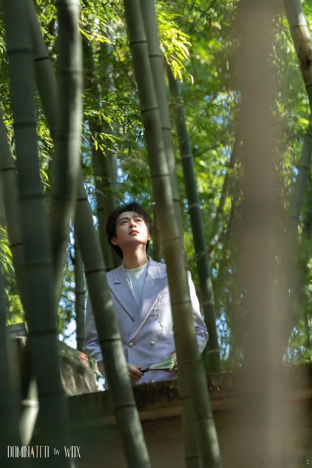 魏大勋官宣加盟周五晚高疯 周五晚高疯官宣魏大勋 终于等到魏大勋的加盟官宣！路透精