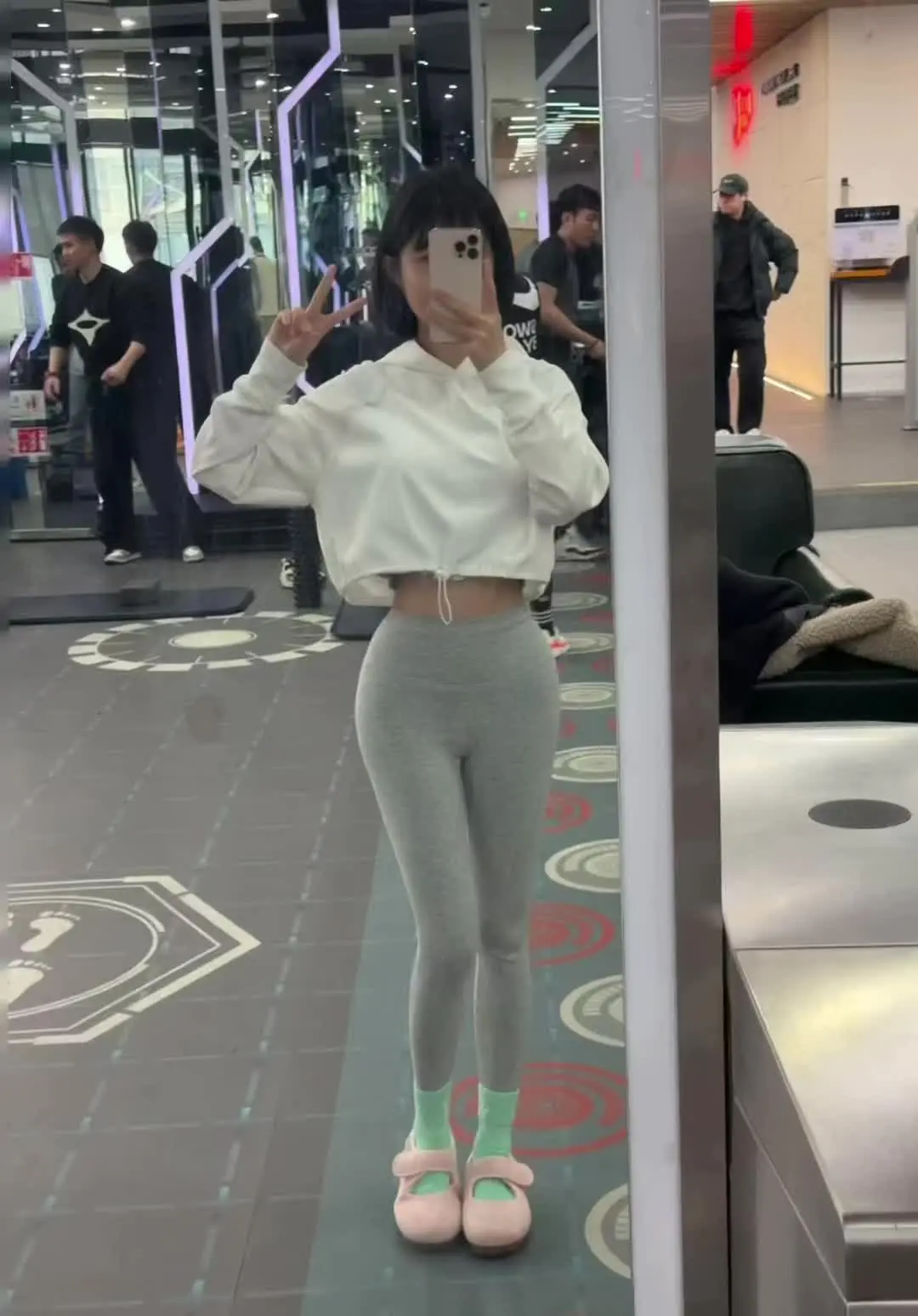 163.88健身房软妹子一枚