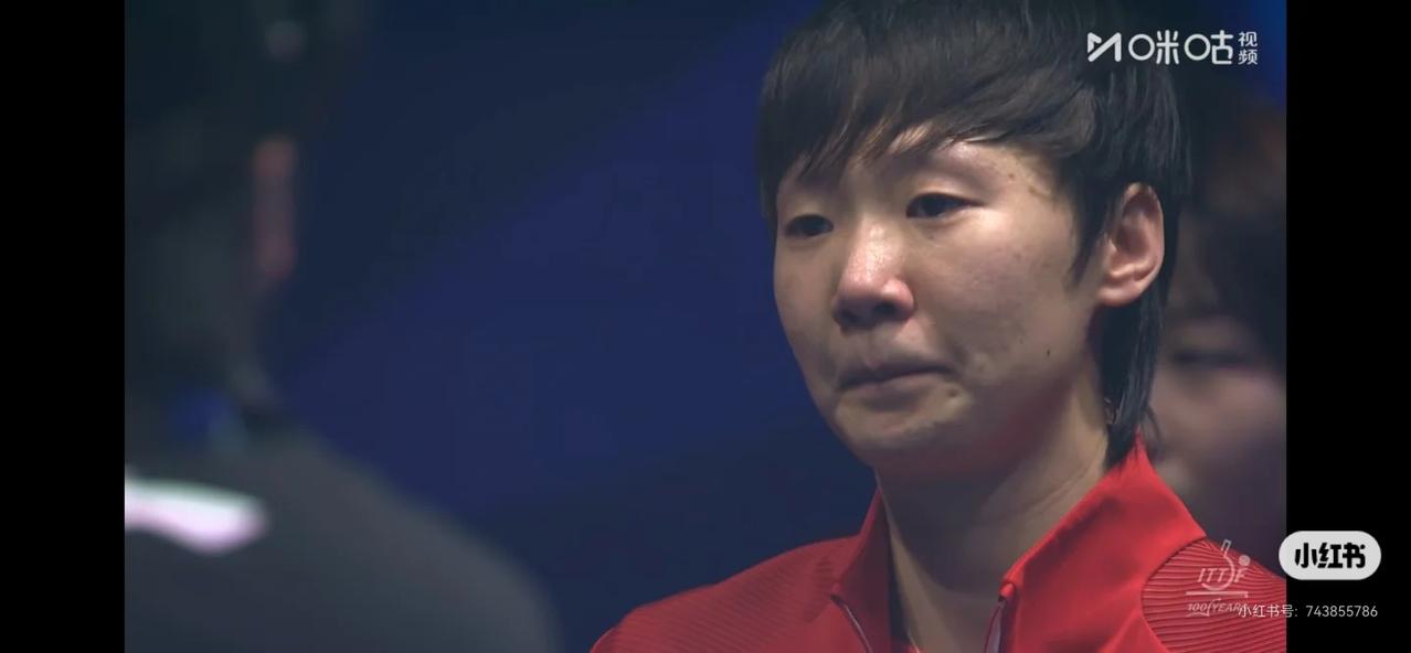 请大家以后不要再给她们俩断交了！
女乒决赛里，我们莎莎的第四盘给了曼昱救赎自己的
