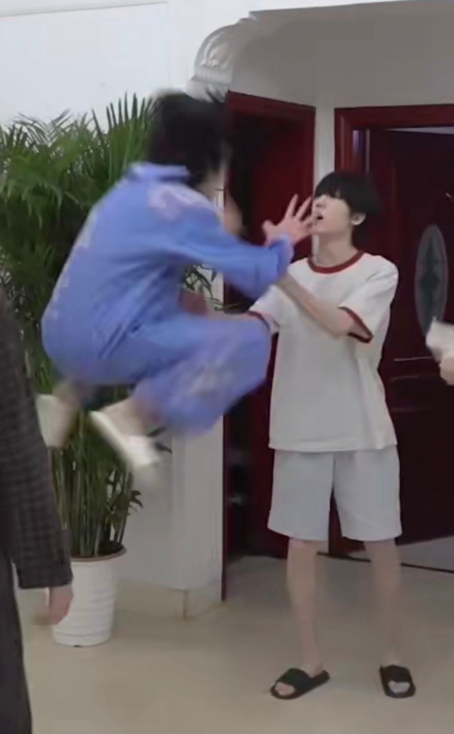 这个弹跳我真笑炸了 
