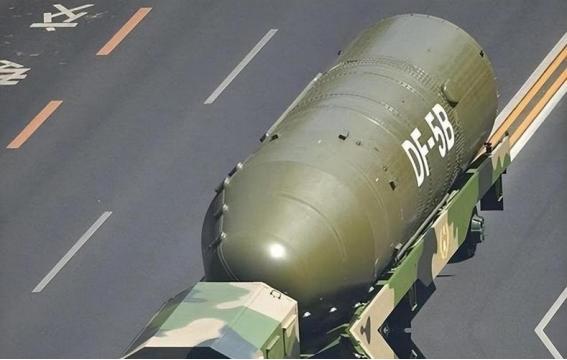 要是真打起来，中国导弹能不能把美军航母给干掉呢？答案是，几乎没可能。哪怕是鹰击-