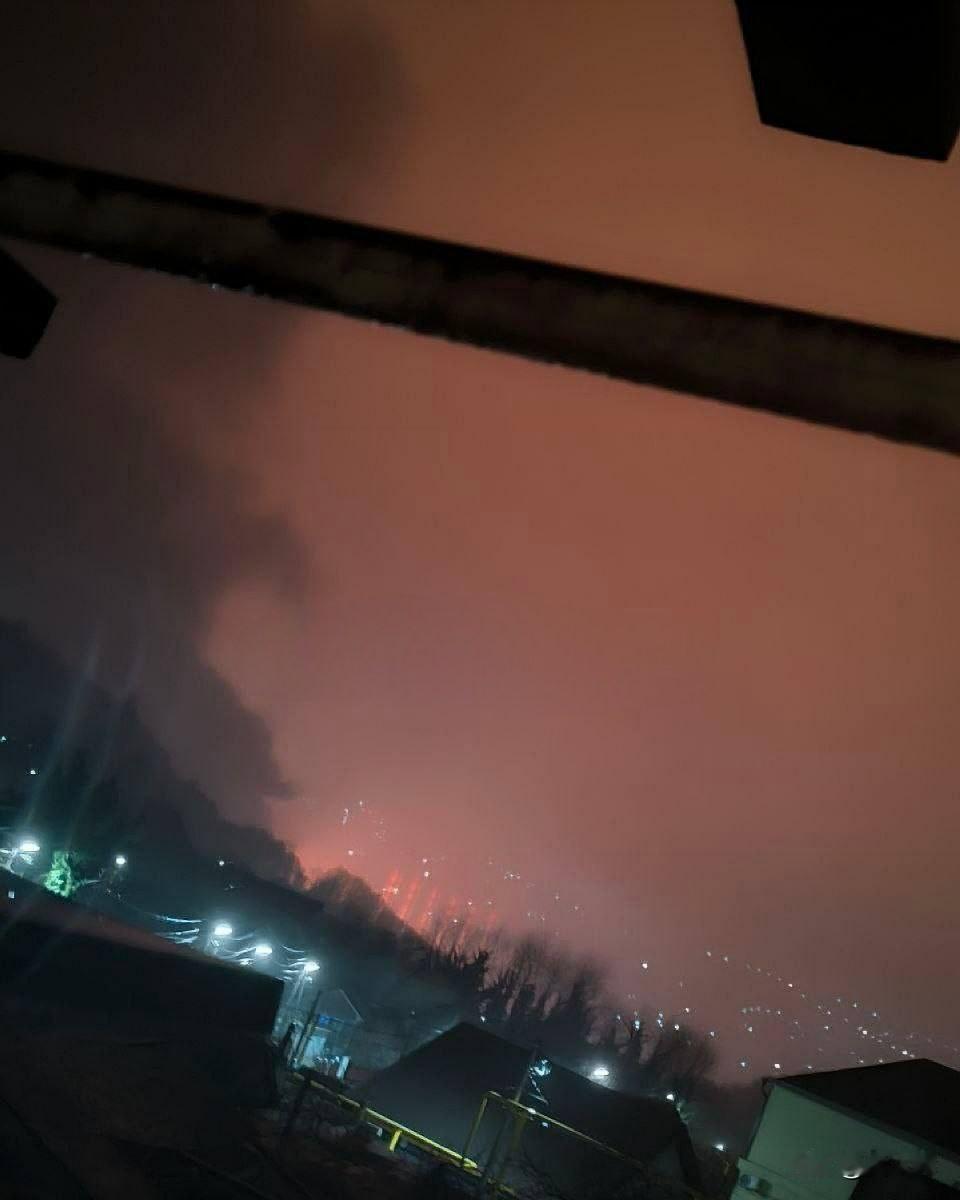 【乌军再袭图阿普谢港】

12月31日，克拉斯诺达尔边疆区作战指挥部通报，无人机