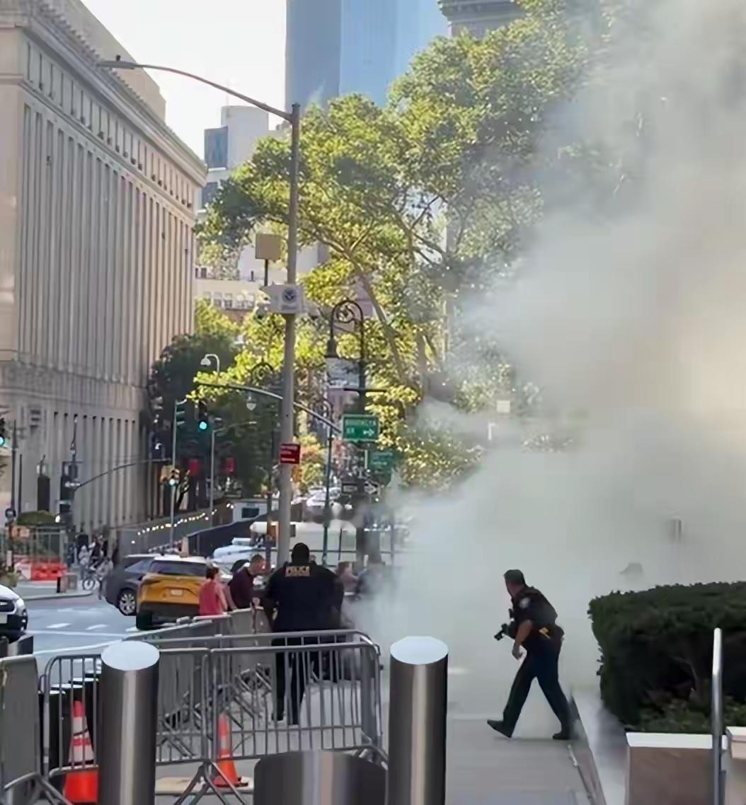 从爱国者导弹修理工到纵火暴徒，纽约这场大火，撕开美国难以掩盖的伤疤

2026年
