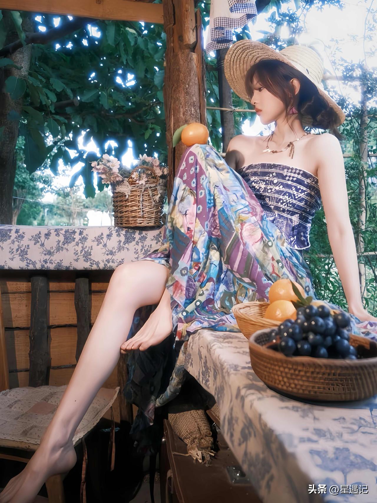 杨超越隐居果园，女明星下凡摘果子咯