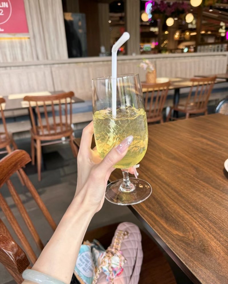 活成自己喜欢的样子 不许愿 不欺盼 稳稳前行 淡淡生活 . ​​​