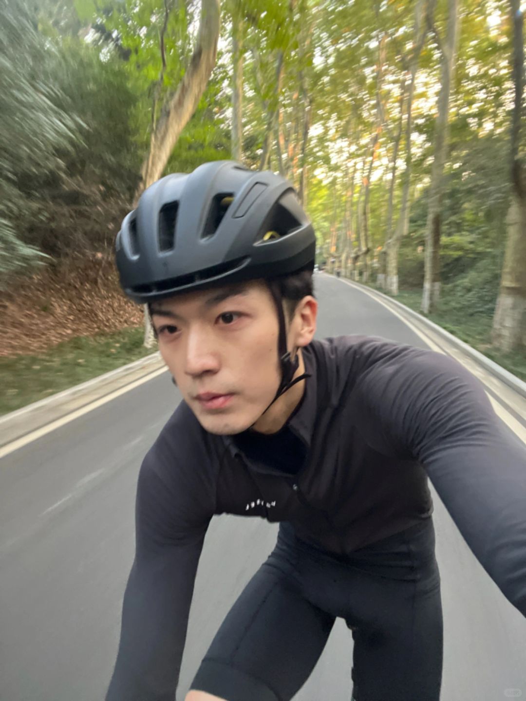 中山陵骑行结束来碗皮肚面