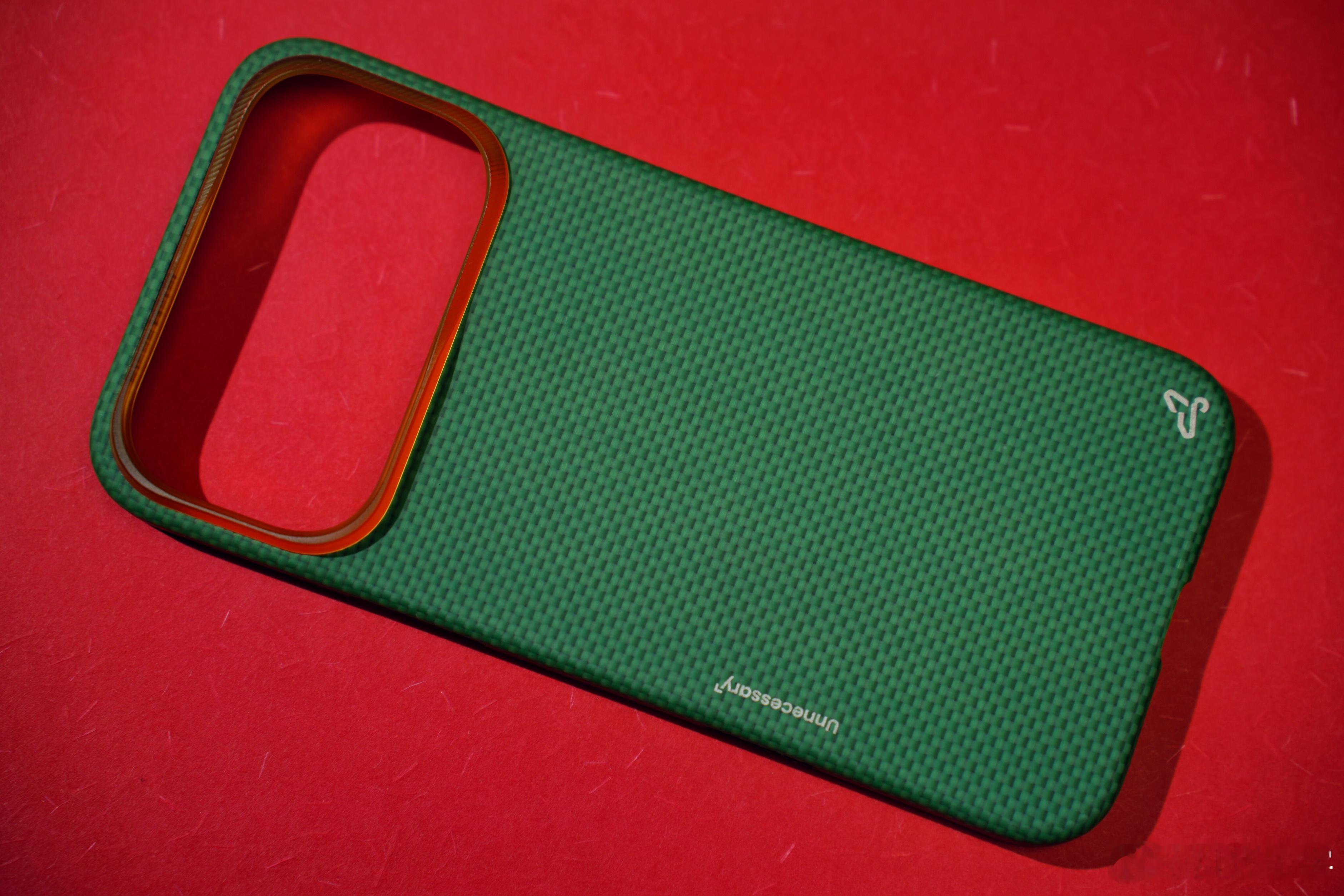 newcloth火星壳《士官长：米开朗基罗》，可能是最搭星宇橙 iPhone17