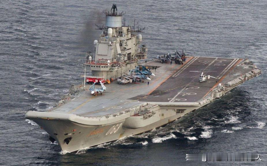 11月4日8时，三亚“军事训练”禁区生效！《琼航警203/25》坐标直指榆林军港