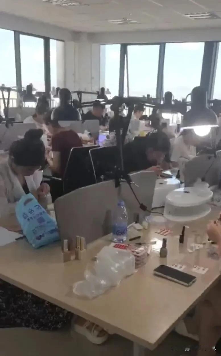 算得一手好账！公司动了辞掉月薪5个w的财务总监的心思，hr总监出招：这种入职不到