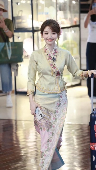 田曦薇傣族甜妹 田曦薇傣妹怼脸 田曦薇傣族甜妹来啦 