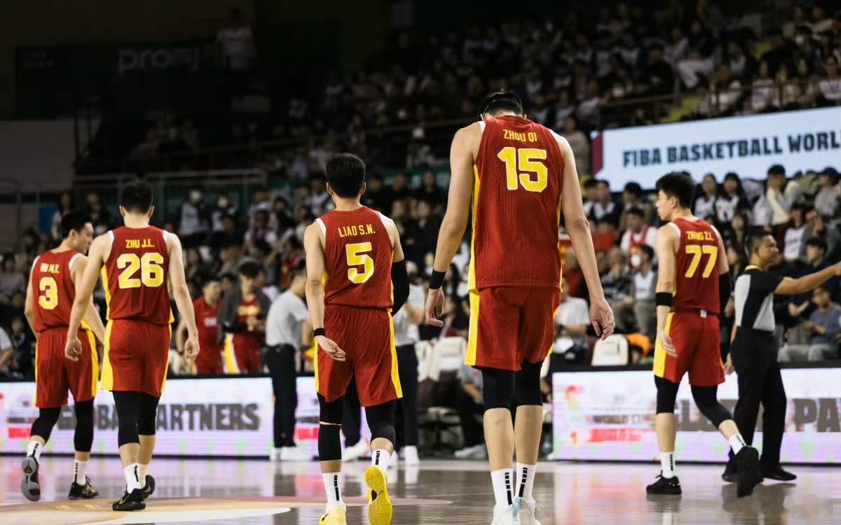 中国男篮对阵韩国两连败短短几天时间两次负于韩国男篮，印象中过去很少出现这样的情况