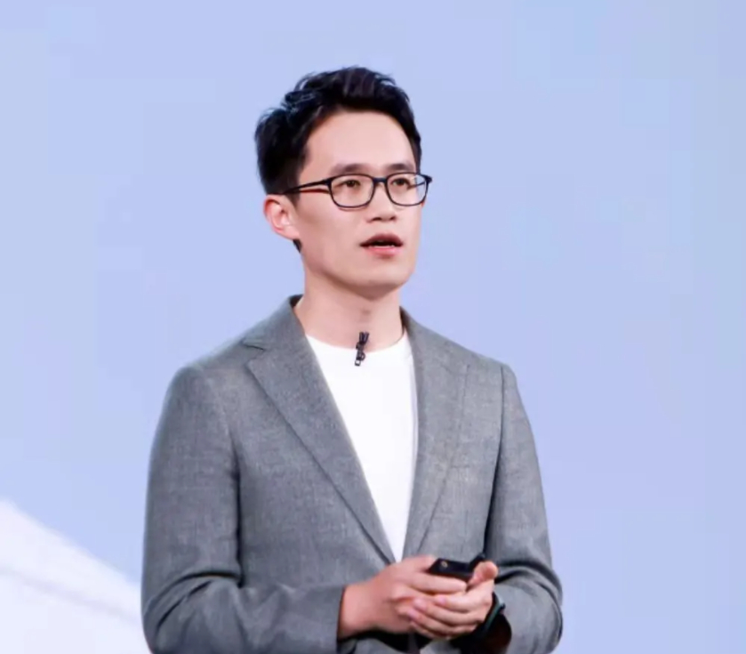 切莫用黑公关污名化公众安全关切自从王腾离开后，小米和雷军就深陷舆论危机，把气运赶