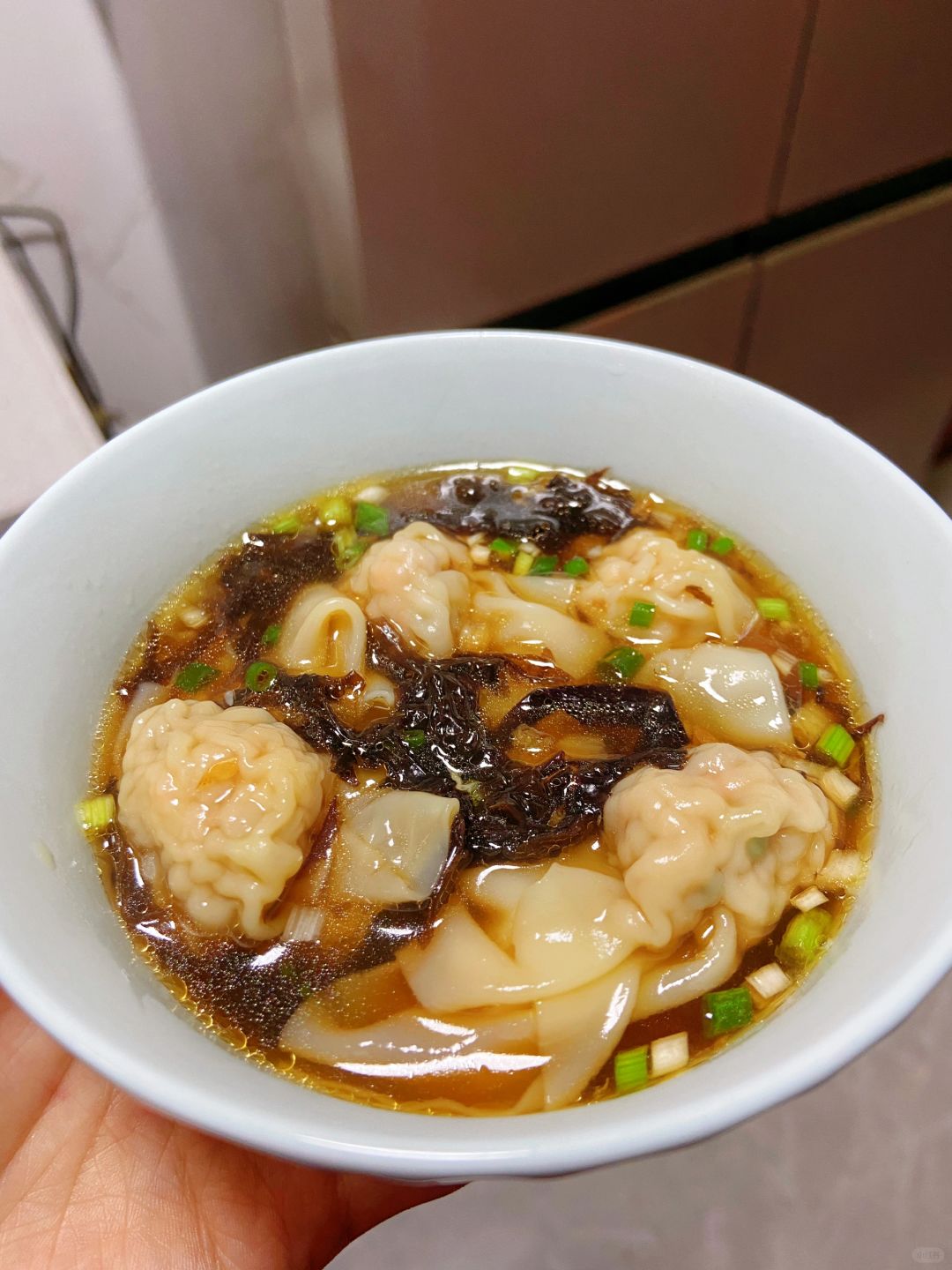 吃馄饨吗🥟鲜肉虾仁🍤馅儿的！！