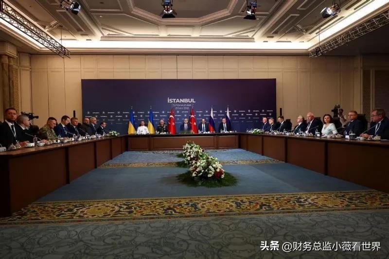 俄乌第三轮和谈其实又谈崩了，双方的条件没有任何的改变，还跟以前那样，继续是南辕北