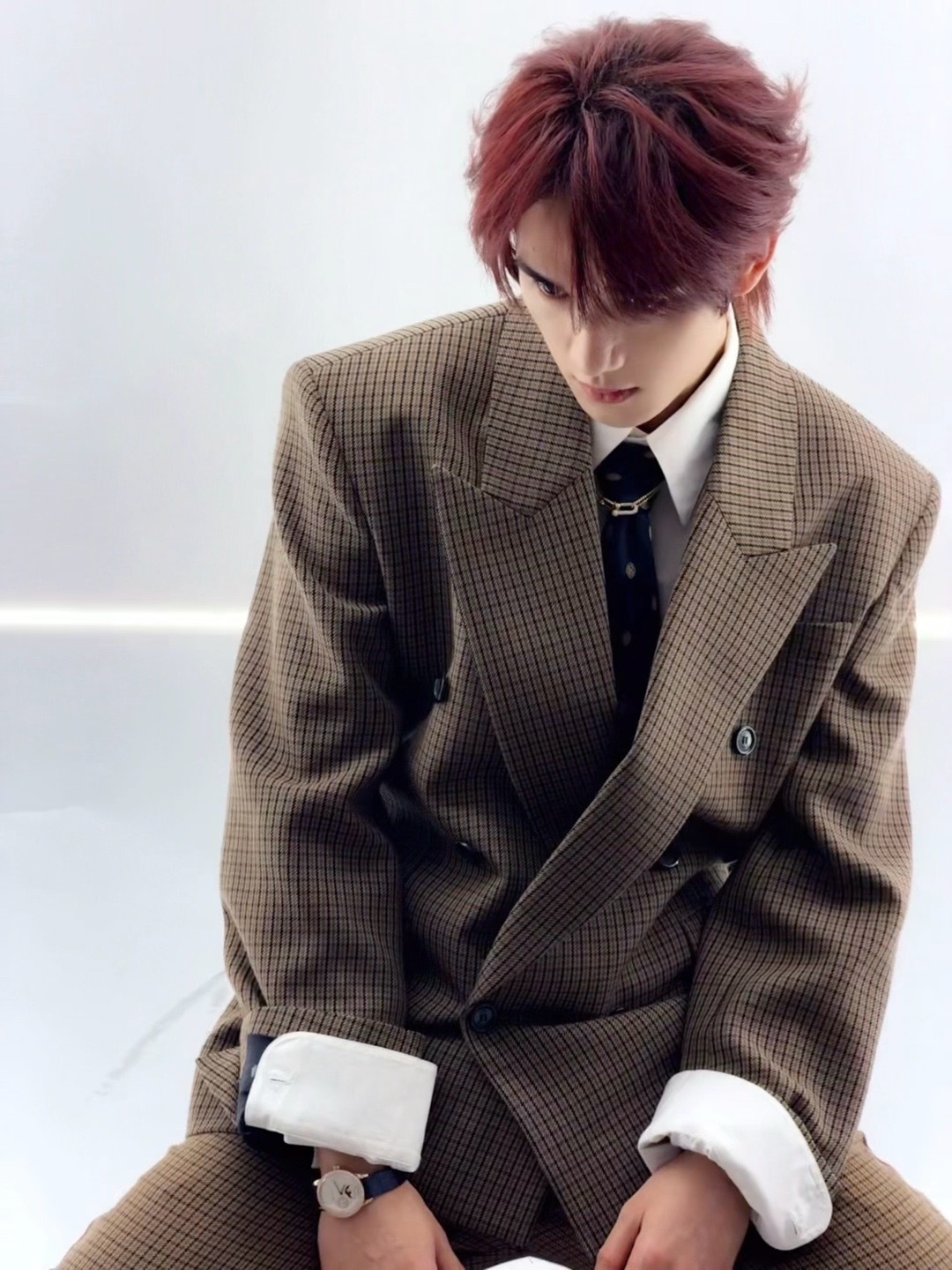 丁哥轩哥这两个人的姿势诶…… 