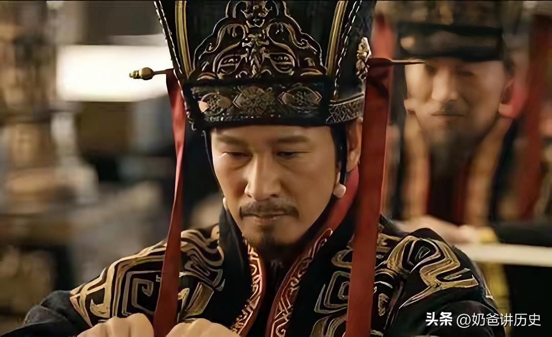 荀彧最终和曹操分道扬镳，并不是忠于汉朝，在汉末时代，忠诚是稀有物品；而是因为分赃