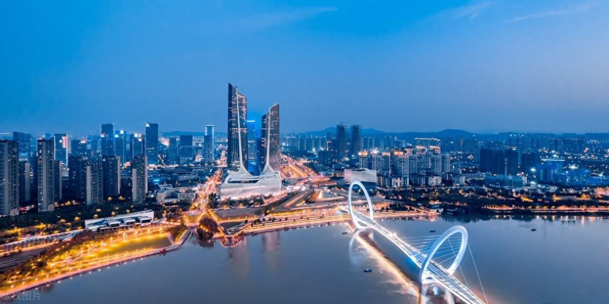 江苏1市晋级省域副中心，或成下一个“南京”，建成I型大城市
近年来，中国政府不断