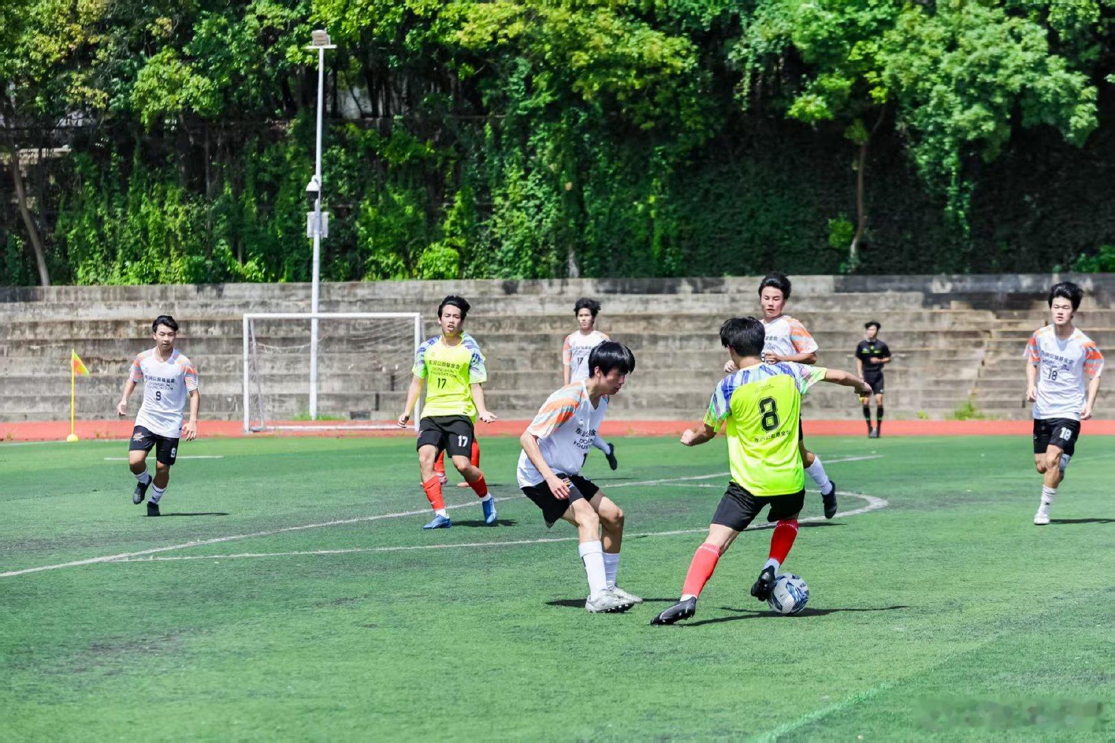 【江西省青少年足球邀请赛开赛 】7月11日上午，2026“东润杯·江西省青少年足