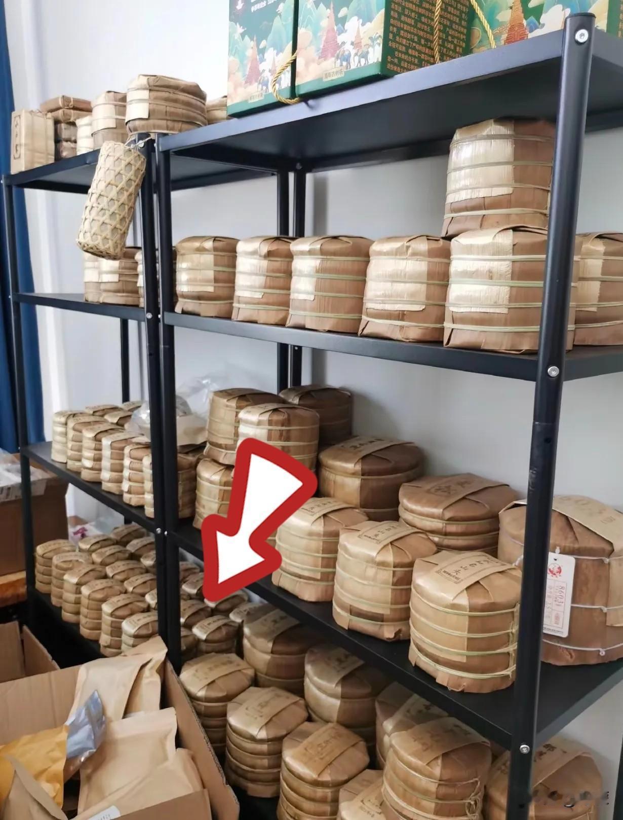 藏茶暴富梦彻底碎了！
小伙瞒着家人砸85万囤茶16年，
结局让人头皮发麻
 
我