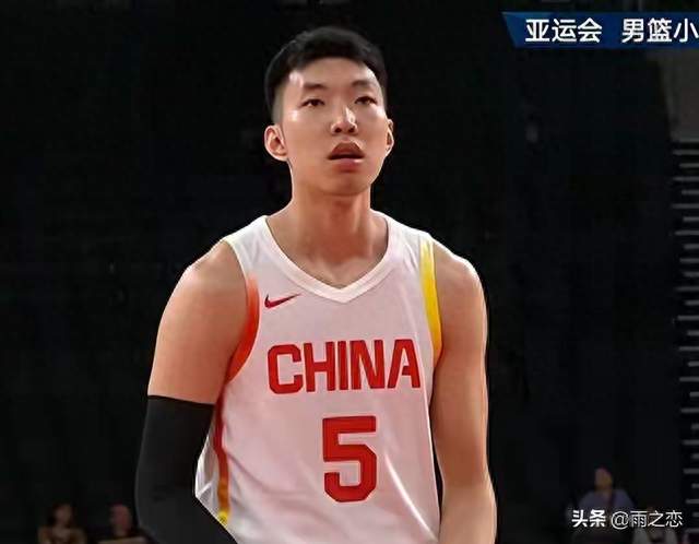 上一场赢卫冕冠军！巴林到中国手里首节只拿11分，廖三宁杀疯了
