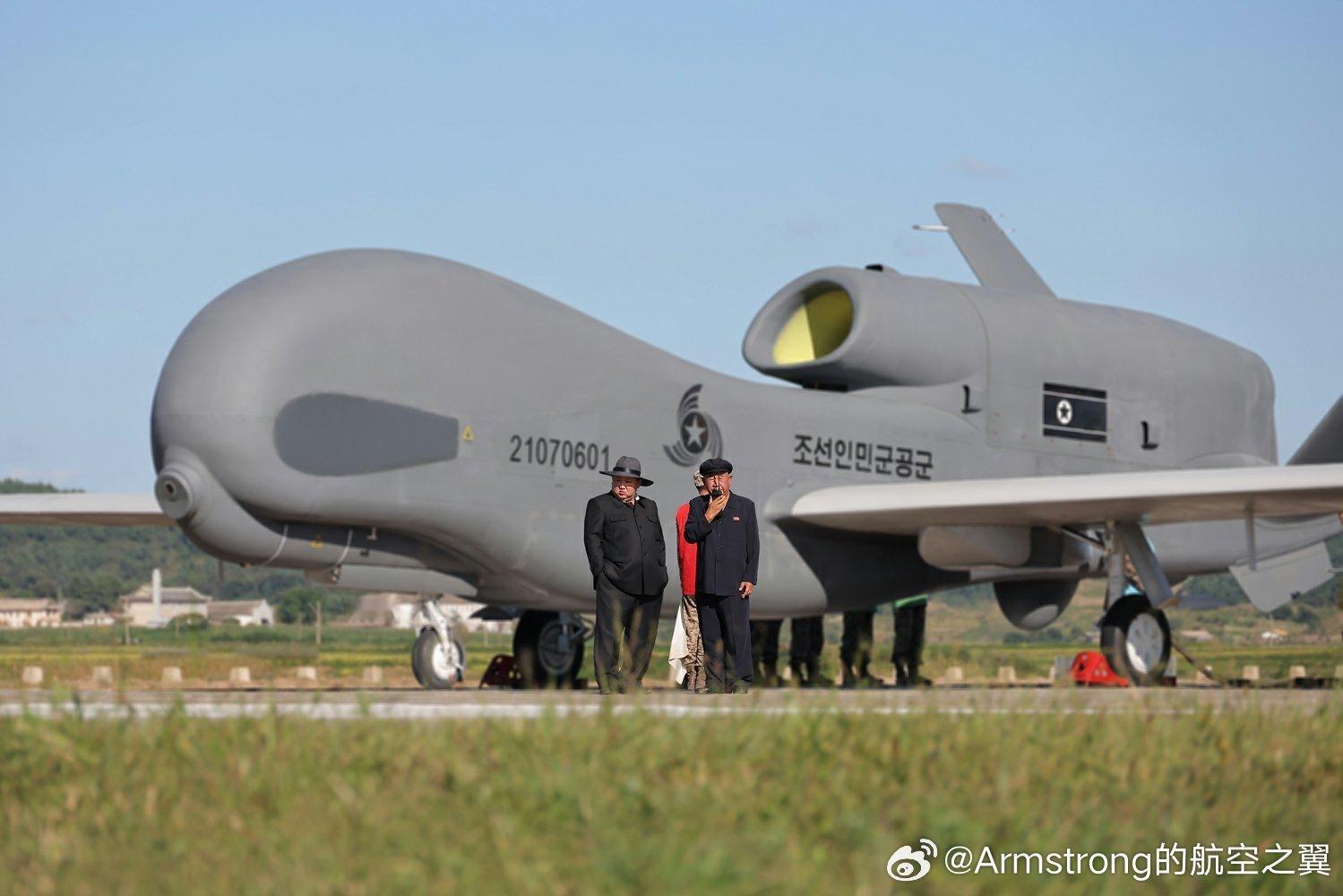 金正恩18日视察了朝鲜无人航空技术联合体旗下研究所，当天进行的试验充分展示了无人
