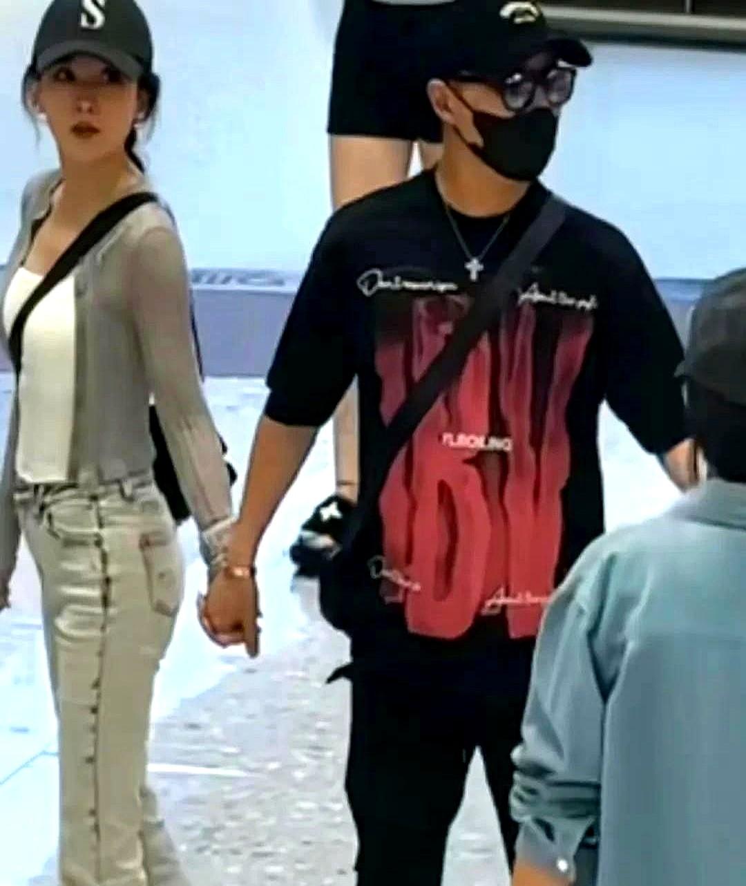没想到汪峰也是会看人下菜碟的。

刷到朋友圈那个无人机表演视频时手都抖了，满天的