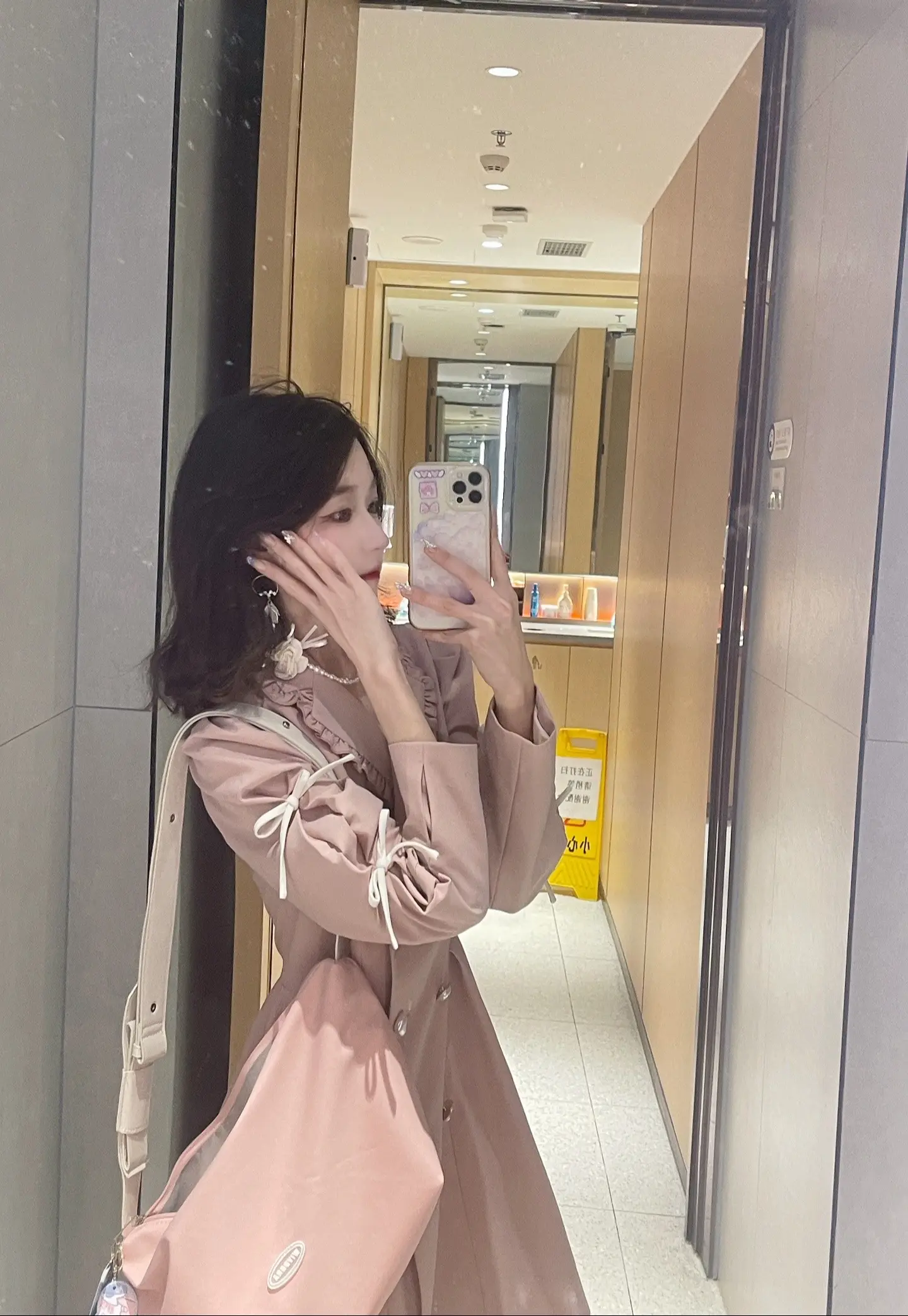 漂亮女人有点脾气怎么了怎么了怎么了 