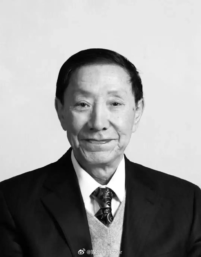 相声表演艺术家杨振华去世杨振华去世 据北京日报，著名相声表演艺术家杨振华先生19