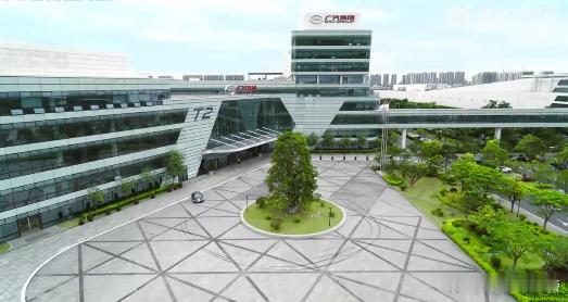 当漂移遇上全运会祝福，广汽昊铂《广州飘移》诞生了一部经典之作！形式新颖得让人惊叹