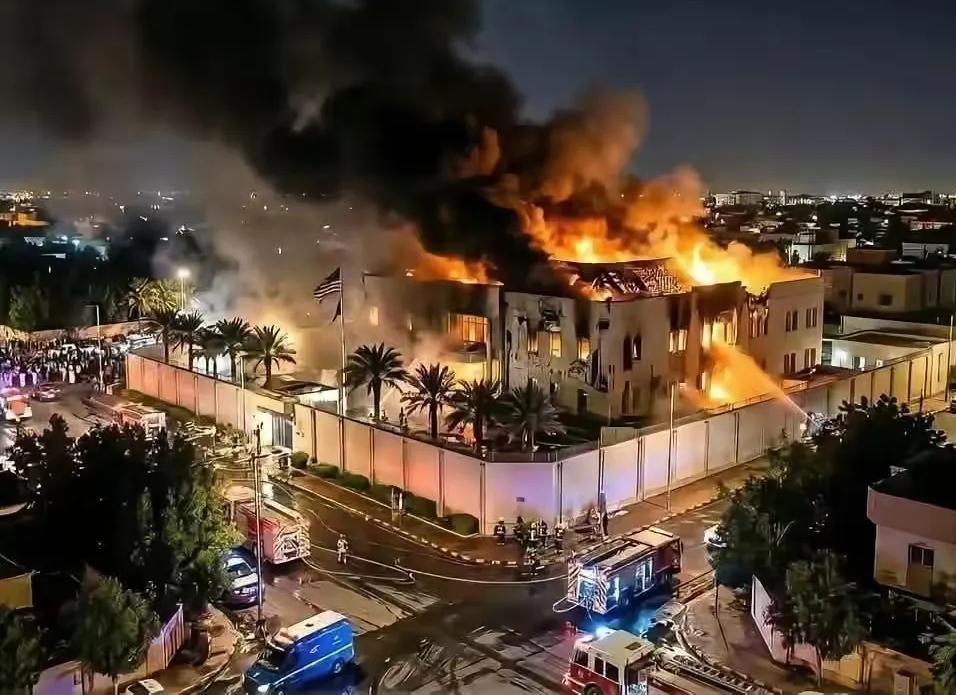 大侄们看到这图片有何感想，你美爹大使馆还在大火朝天呢。快去帮忙扑灭，

说实话，