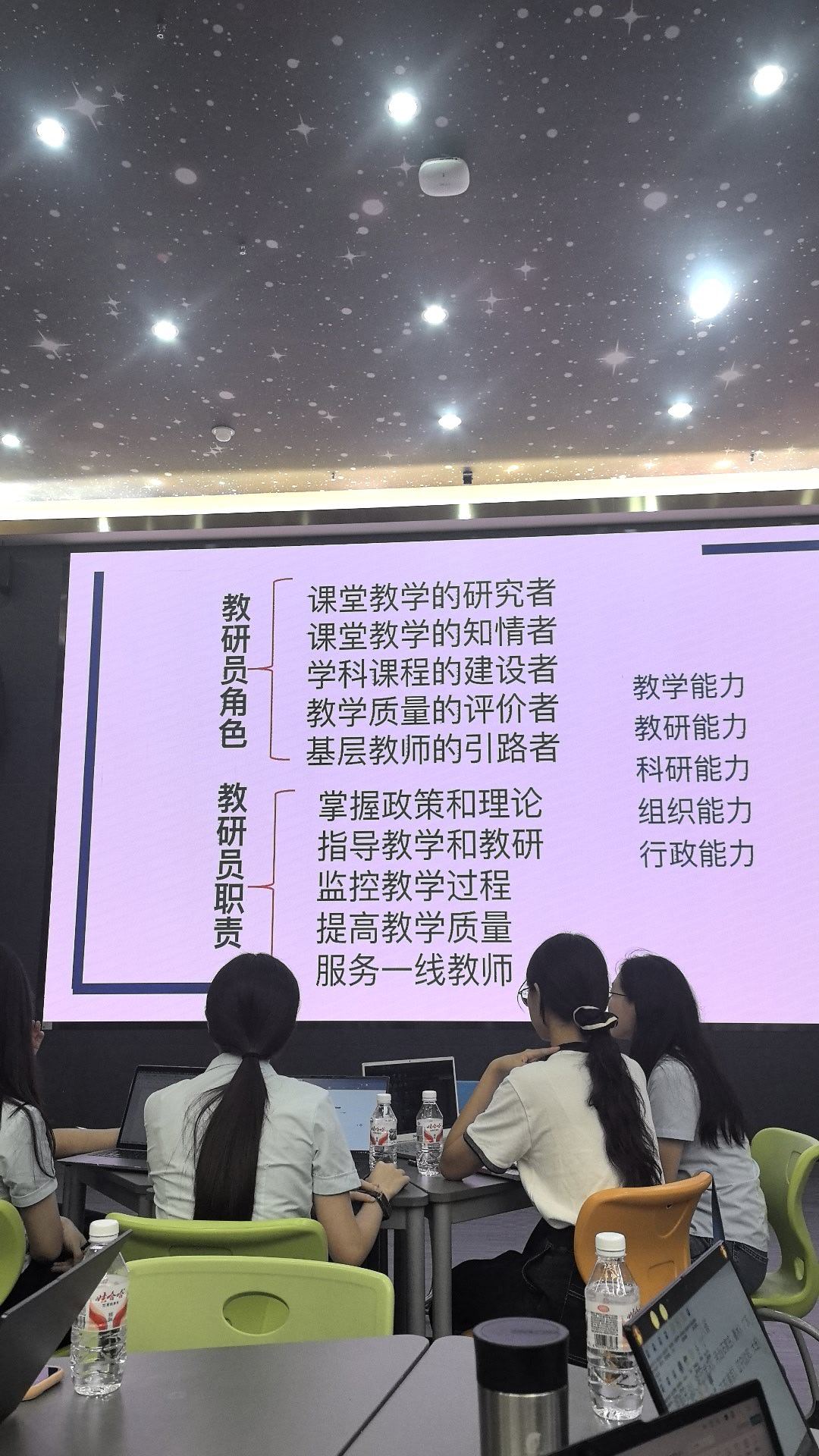 忙里可偷闲，今天又可赞。[鼓掌][鼓掌][鼓掌][鼓掌] ​​​