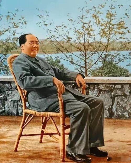 ​天不生润之，万古如长夜；天生润之，华夏何其有幸！ ​​​