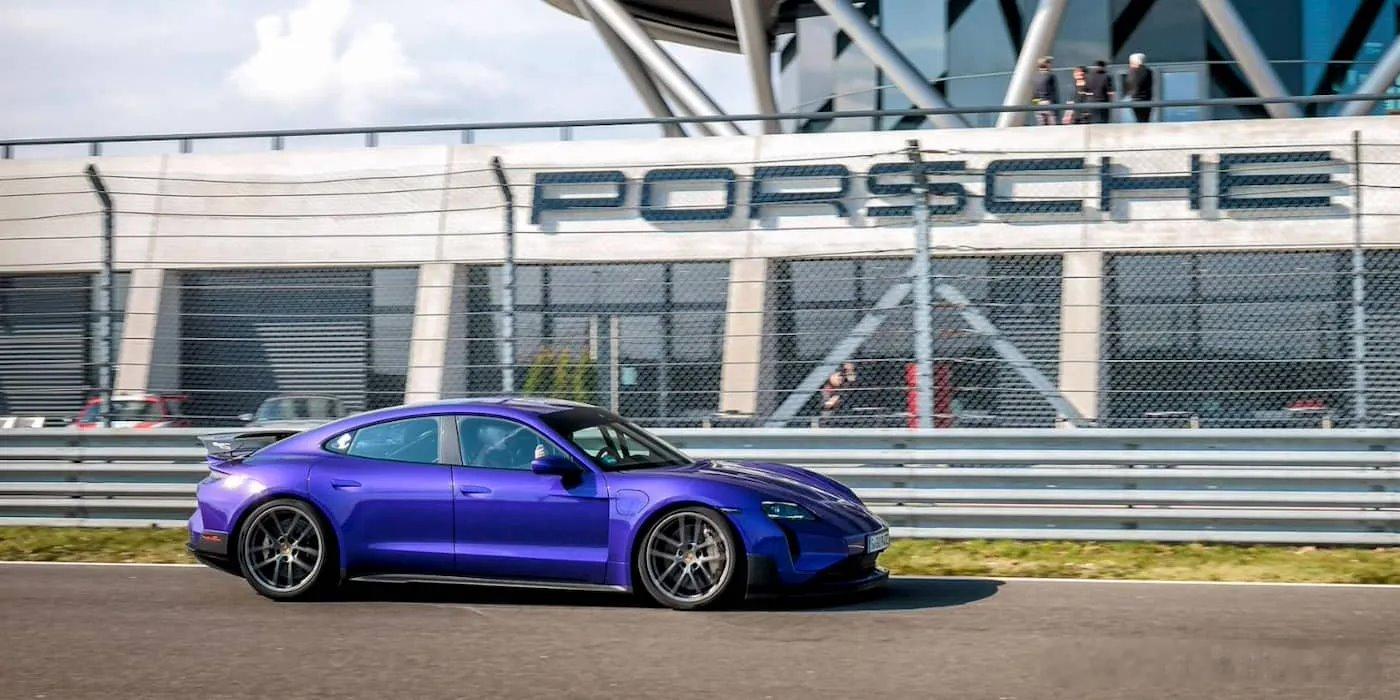 保时捷宣布，将放弃此前设定的2030年电动汽车销量占新车销量的 80% 的目标其