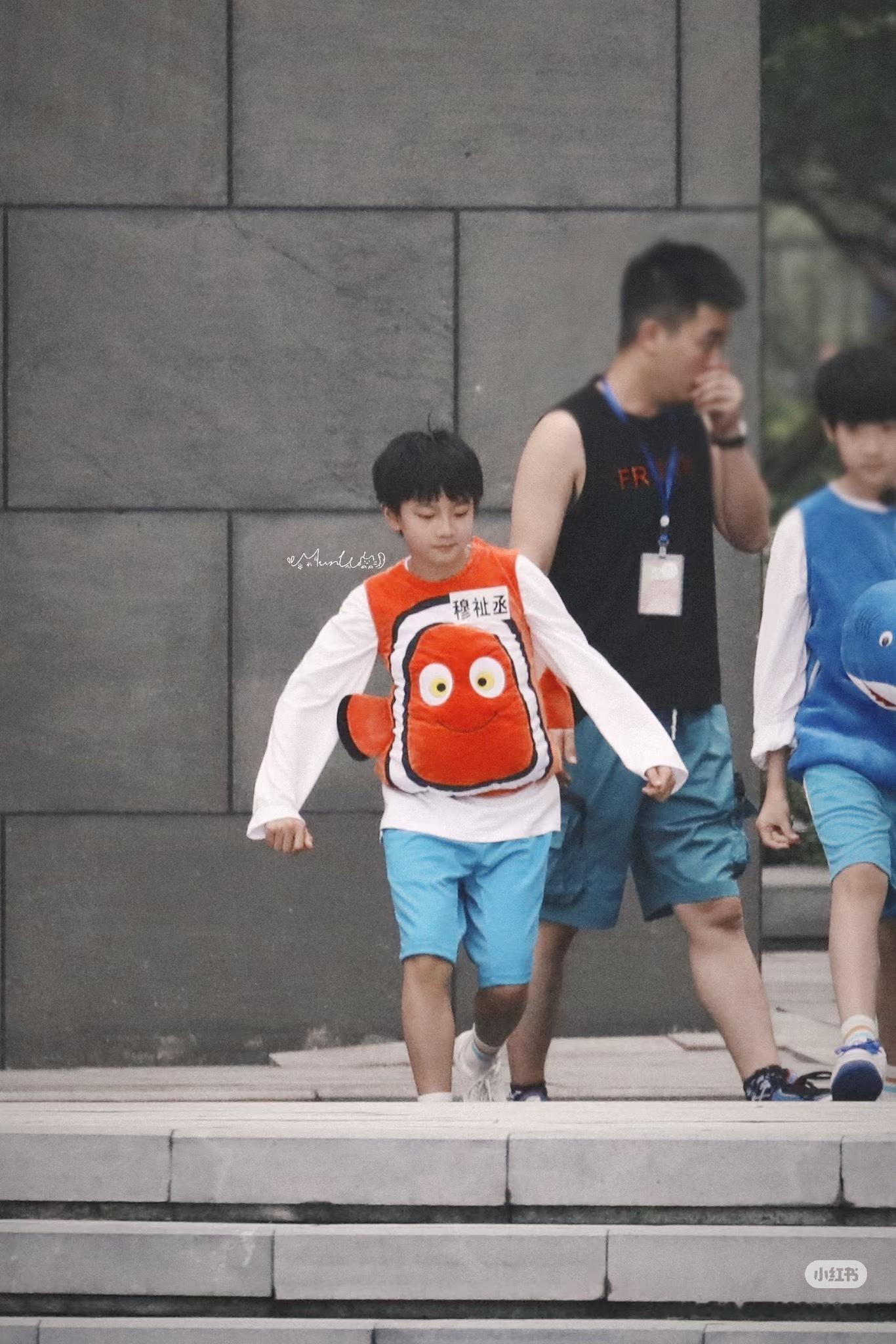 幼儿园接小朋友下班就这样 